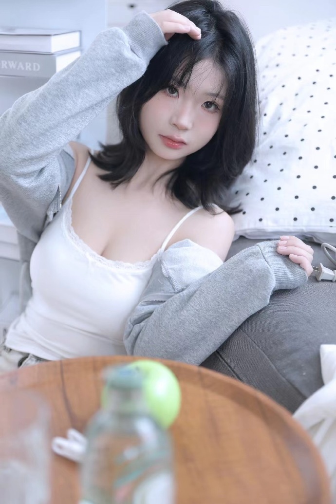 度华年 封面